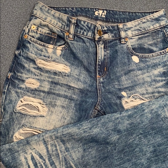 Boyfriend Distressed Acid Wash Jeans - Picture 2 of 7